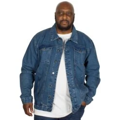 Bigdude Classic Denim Jacket Mid Wash -Bigdude img 7622 clipped rev 1