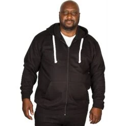 Bigdude Essentials Hoody Black -Bigdude img 8964 clipped rev 1