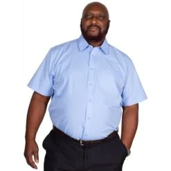 Bigdude Classic Short Sleeve Poplin Shirt Light Blue -Bigdude img 9312 clipped rev 1