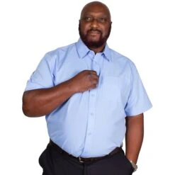 Bigdude Classic Short Sleeve Poplin Shirt Light Blue -Bigdude img 9314 clipped rev 1